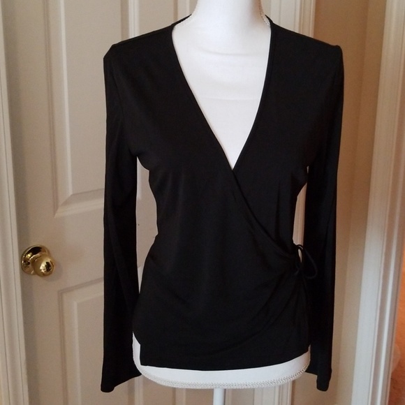 Banana Republic criss-cross top long sleeve - Picture 1 of 3
